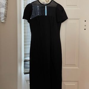 Francais Black Dress